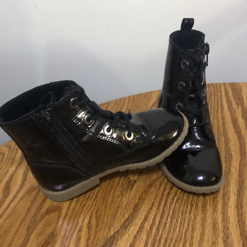 Boots - Picture 2 of 3